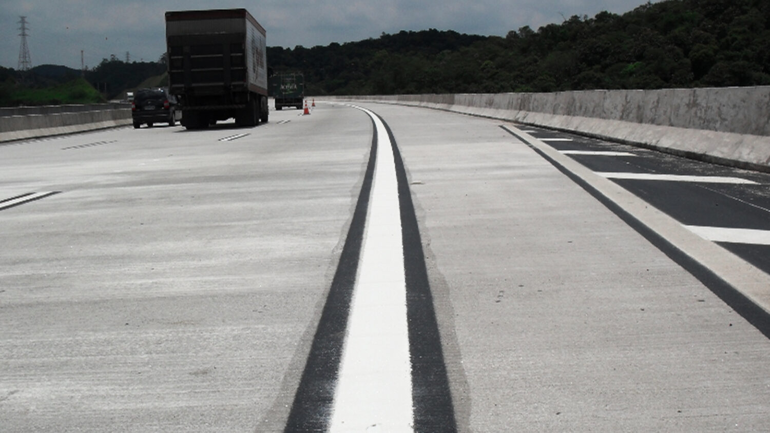 Tinta Viária para Demarcação em Pavimento de Concreto