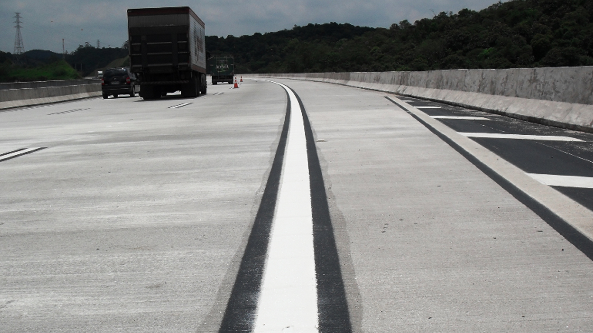 Tinta Viária para Demarcação em Pavimento de Concreto