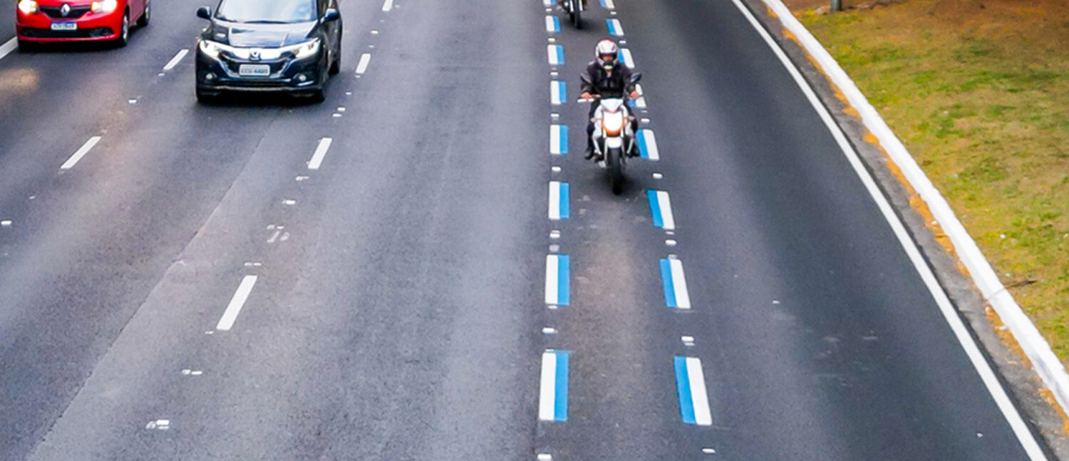 inducold-tecnologia-plastico-a-frio-faixa-azul