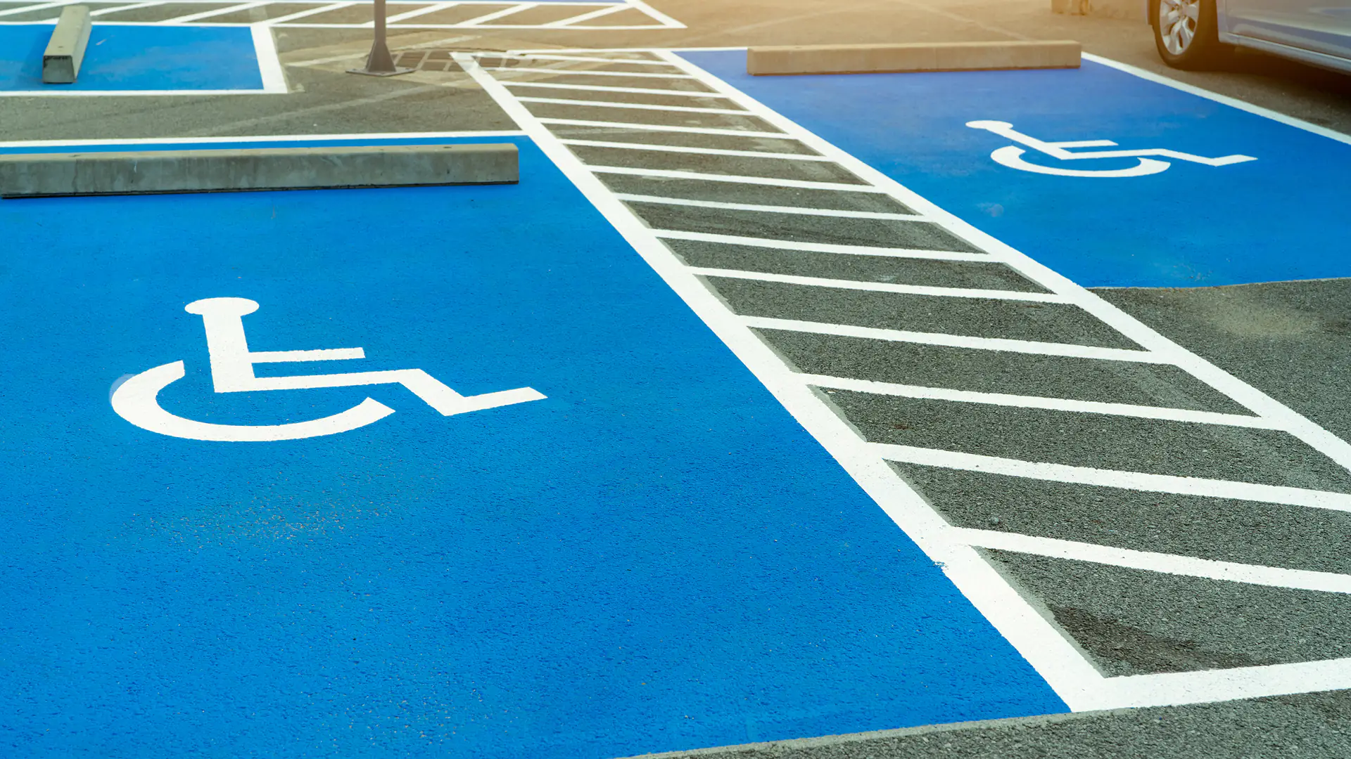 Tinta Acrílica Interlight Demarcação: Alta Aderência para Áreas Internas e Externas